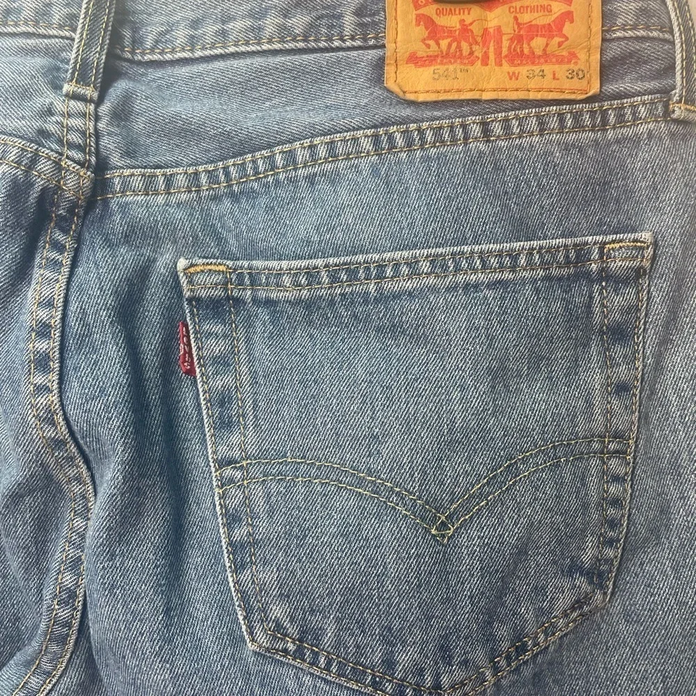 Levi’s 541 Men's Blue Jeans size 34x28